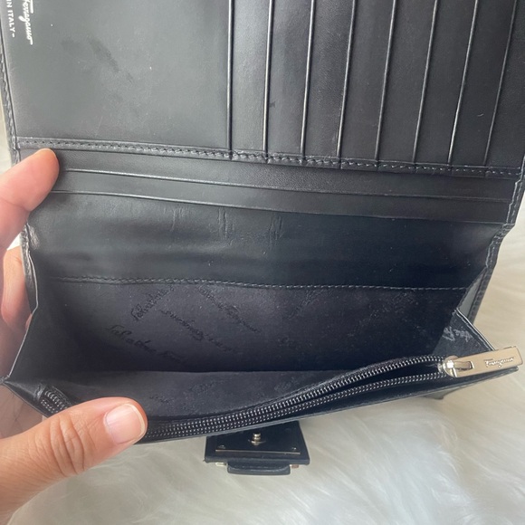 Salvatore Ferragamo Long Wallet - Picture 7 of 13